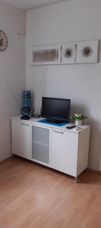 Peace And Quiet Apartment In Brela, Croatia Luaran gambar